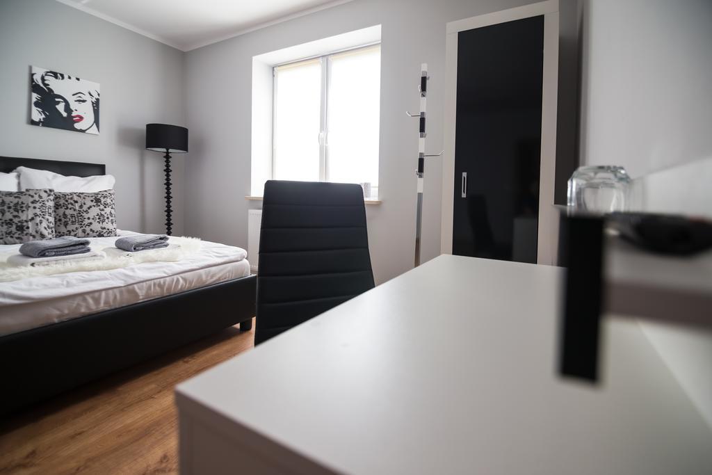 Villa Jeziorki 71 Varsavia Esterno foto
